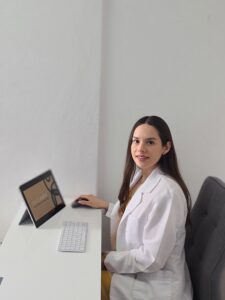 dra-Leticia-Camacho-medicina-rehabilitación-monterrey